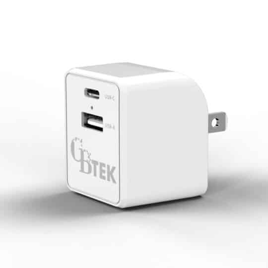 Dual Port wall charger with 1 USB-A and 1 USB-C in white color.